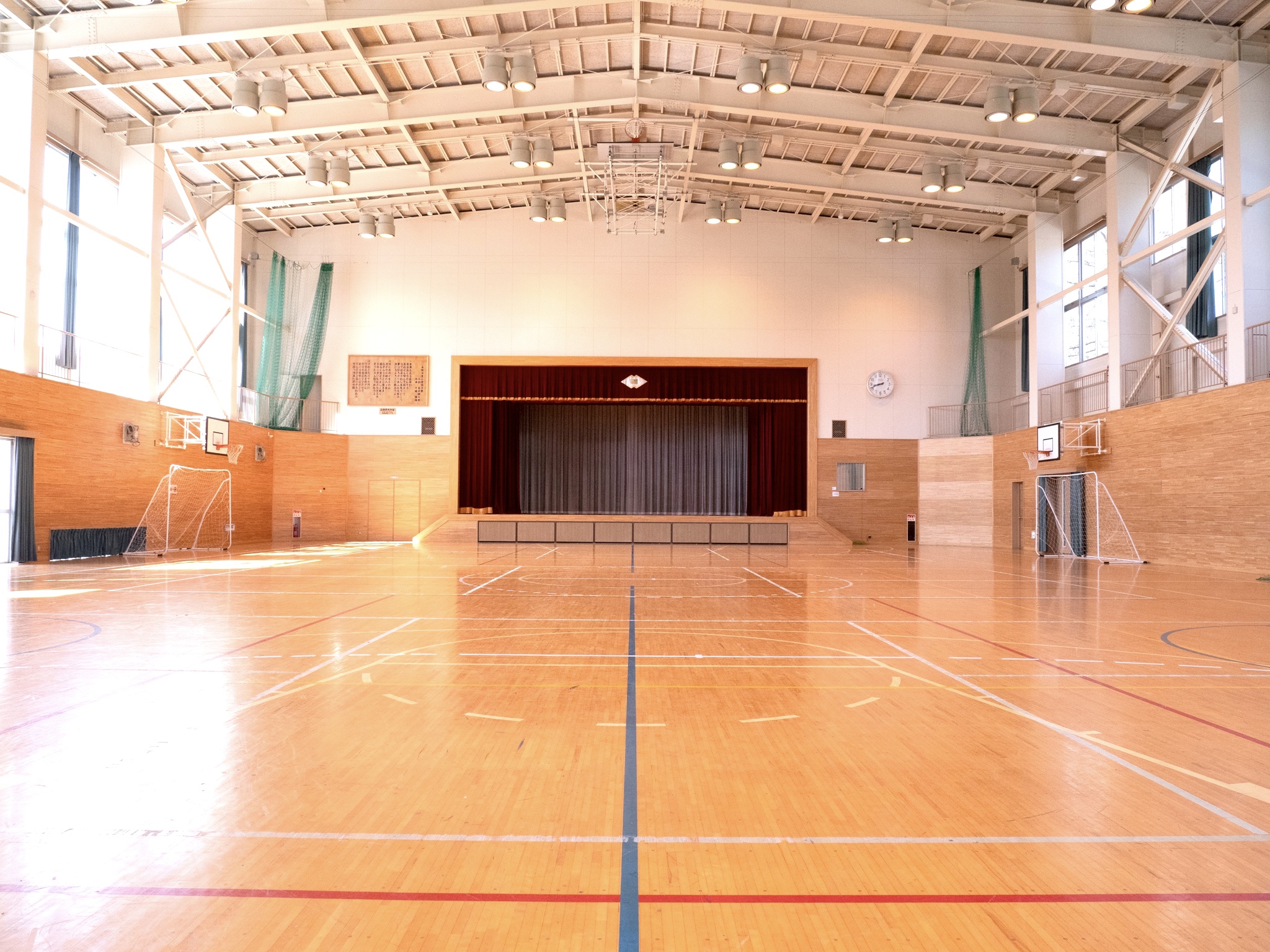 清里高原の元小学校の体育館です。リゾート地の体育館をご利用ください。