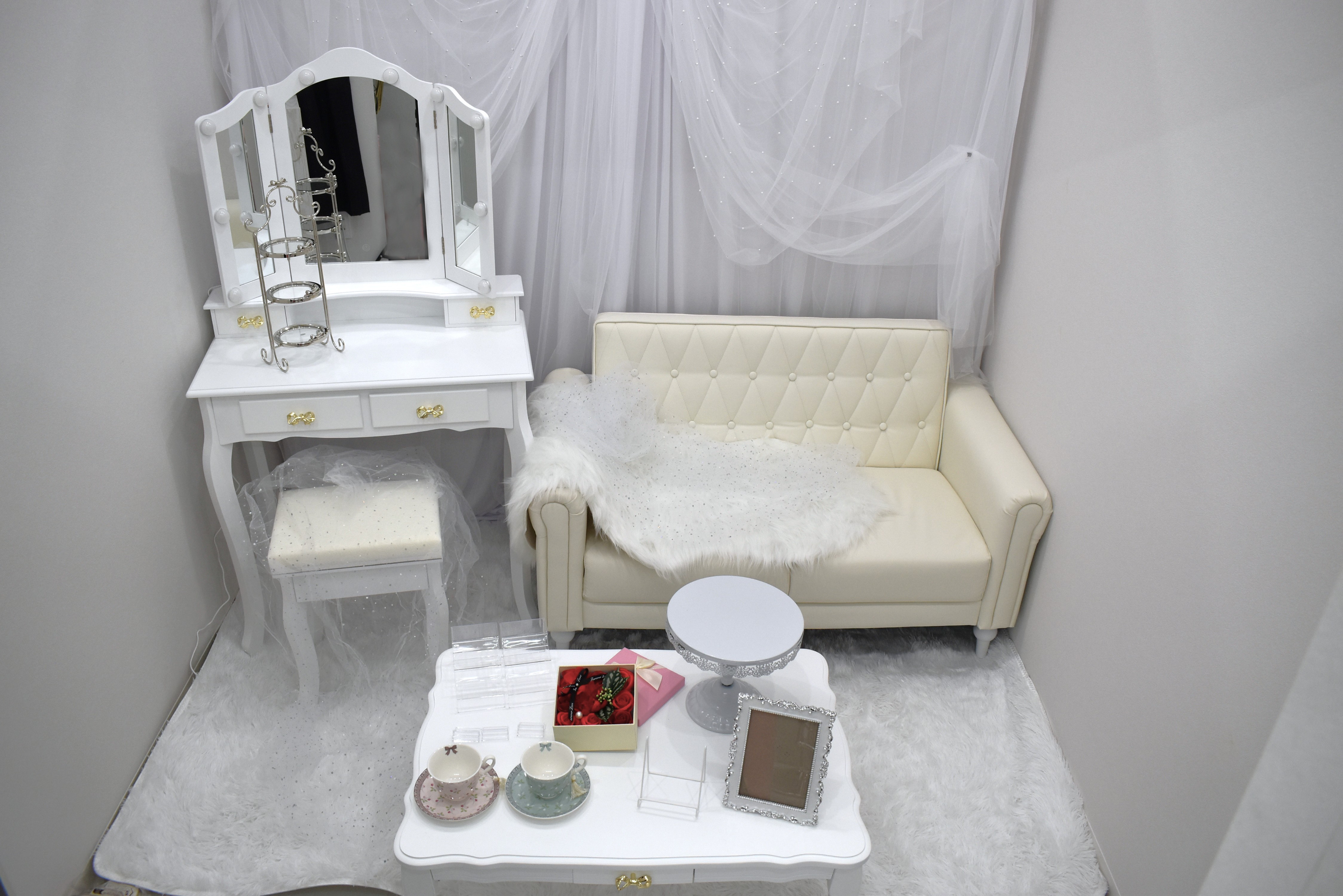 ヘアメやさんのフォトブース　推し活┃生誕祭┃オタク┃スタジオ┃撮影