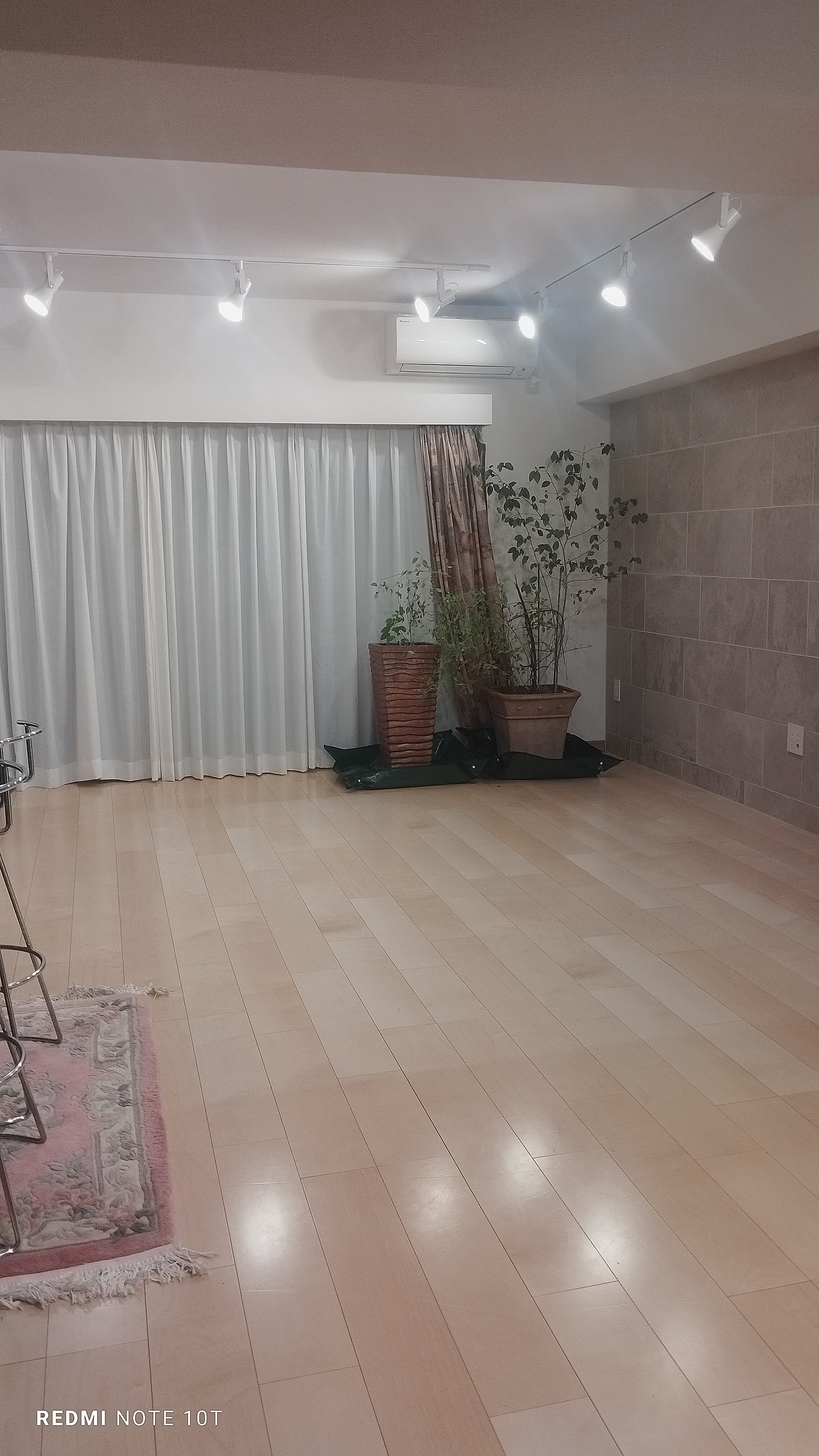 六本木一丁目駅徒歩3分　六本木駅徒歩7分の立地